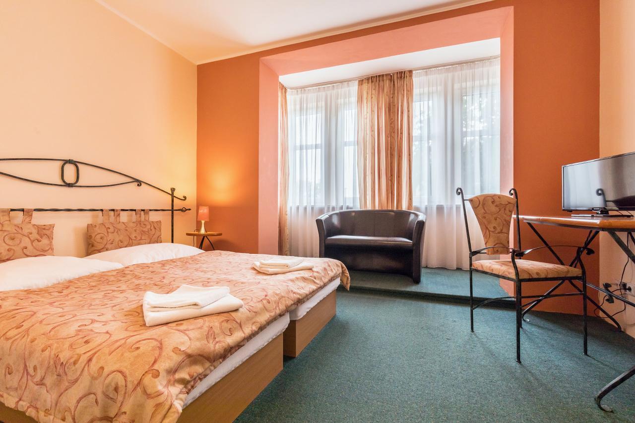 Kyjovsky Pivovar - Hotel, Restaurace, Pivni Lazne מראה חיצוני תמונה
